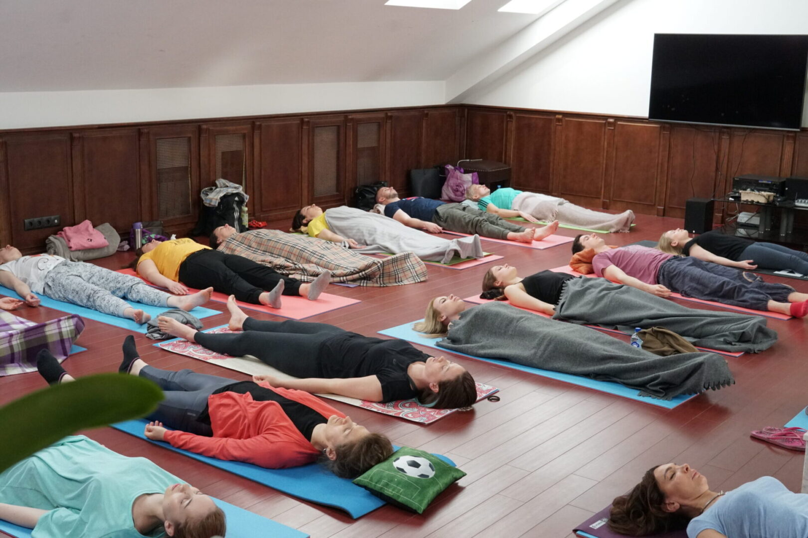 Ретрит медитации школа трех путей