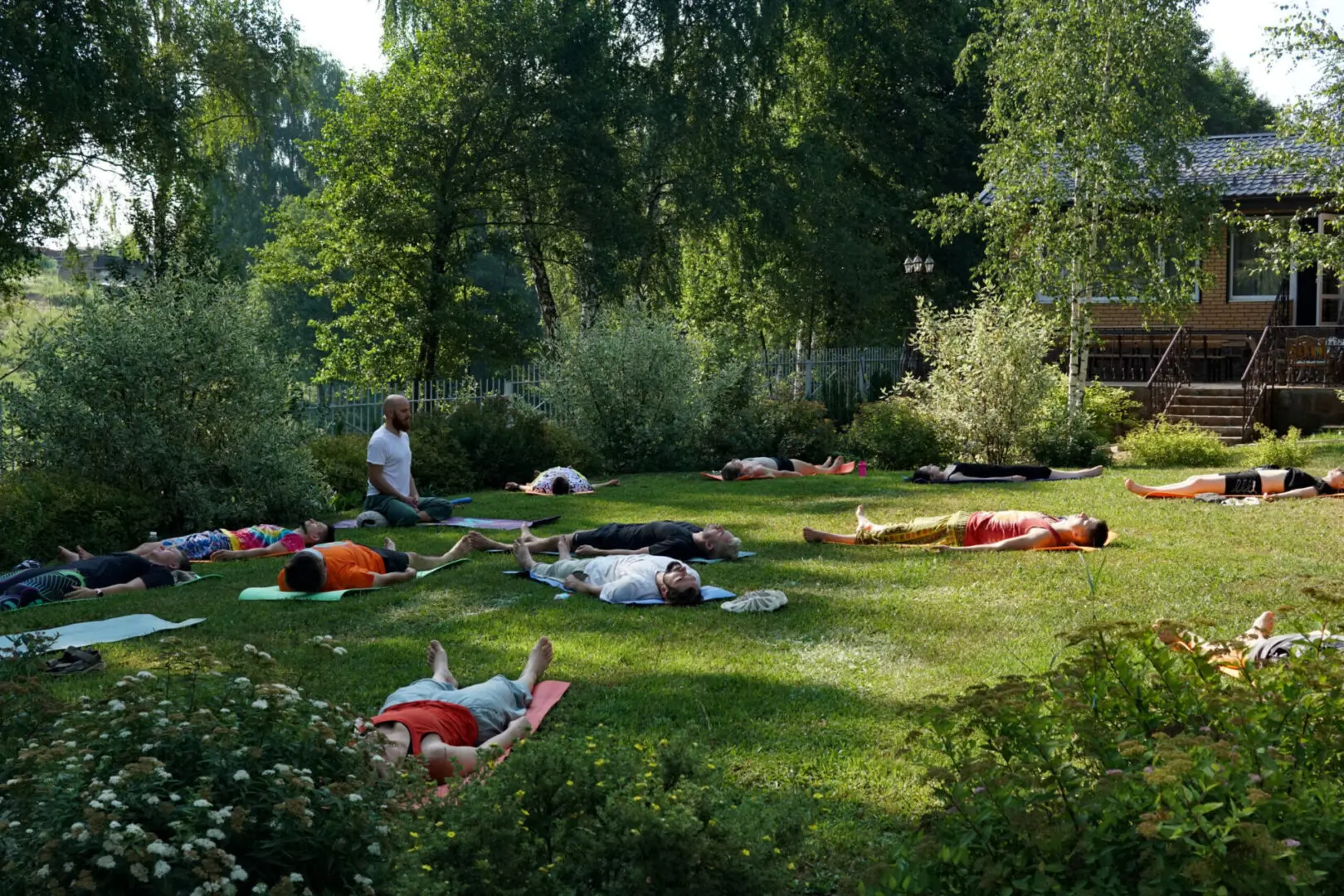 Йога ретрит медитации школа трех путей