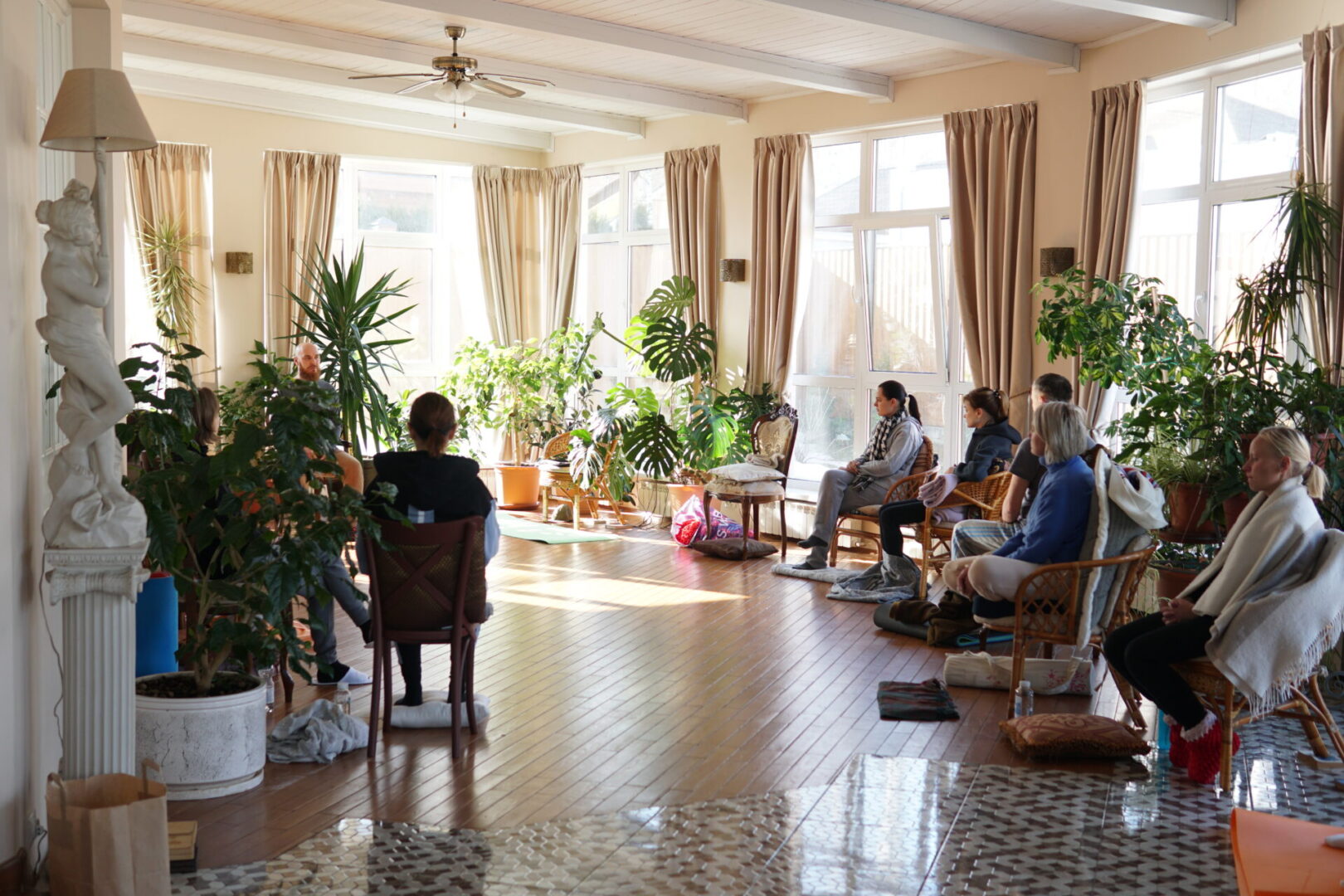 Ретрит медитации випассана школа трех путей