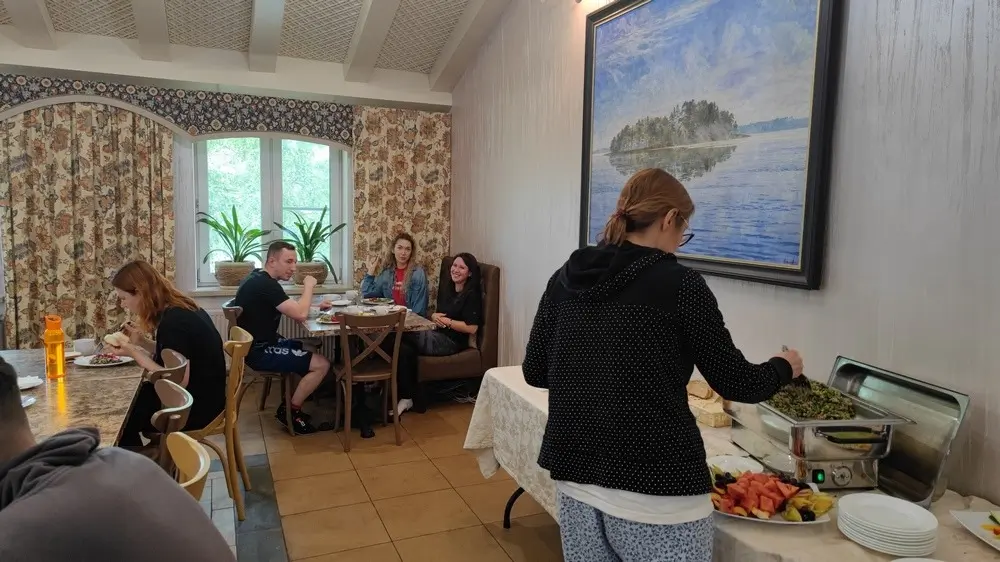 Ретрит медитации випассана школа трех путей