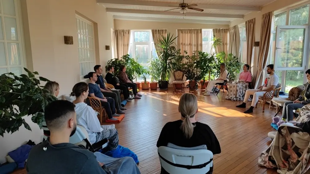 Ретрит медитации випассана школа трех путей