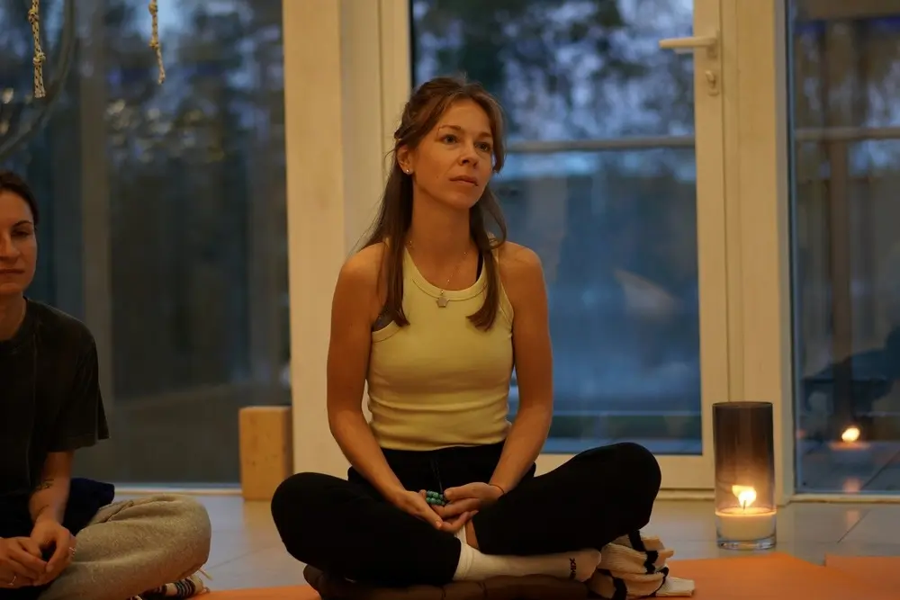 Ретрит медитации випассана школа трех путей